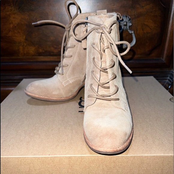 Sofft Booties - Picture 1 of 4